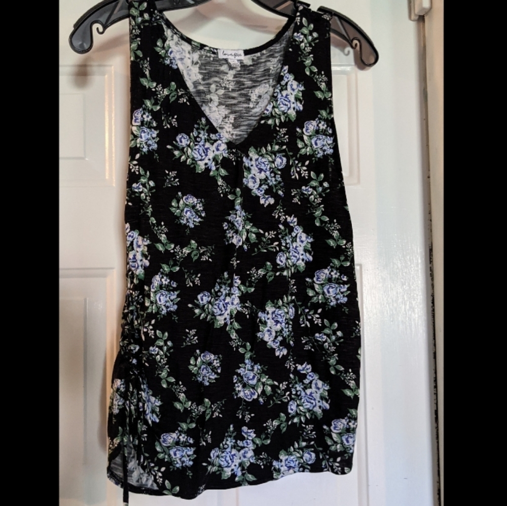 Love Fire Sleeveless Tank Floral